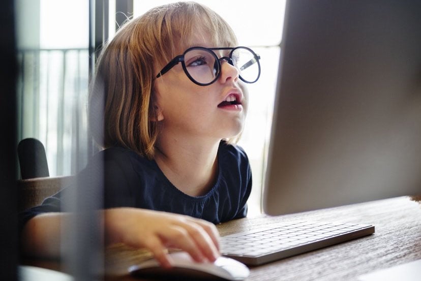 Risks of advertising on YouTube to kids 